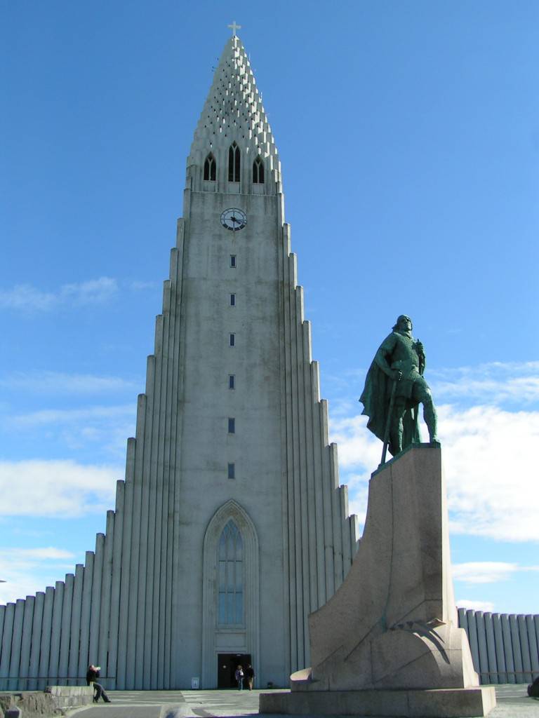 De kerk van Reykjavik